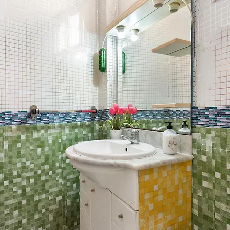 Lulu Apartment